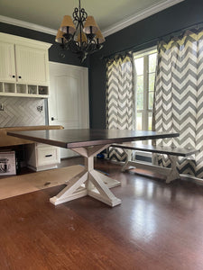 The Square Pinder Table