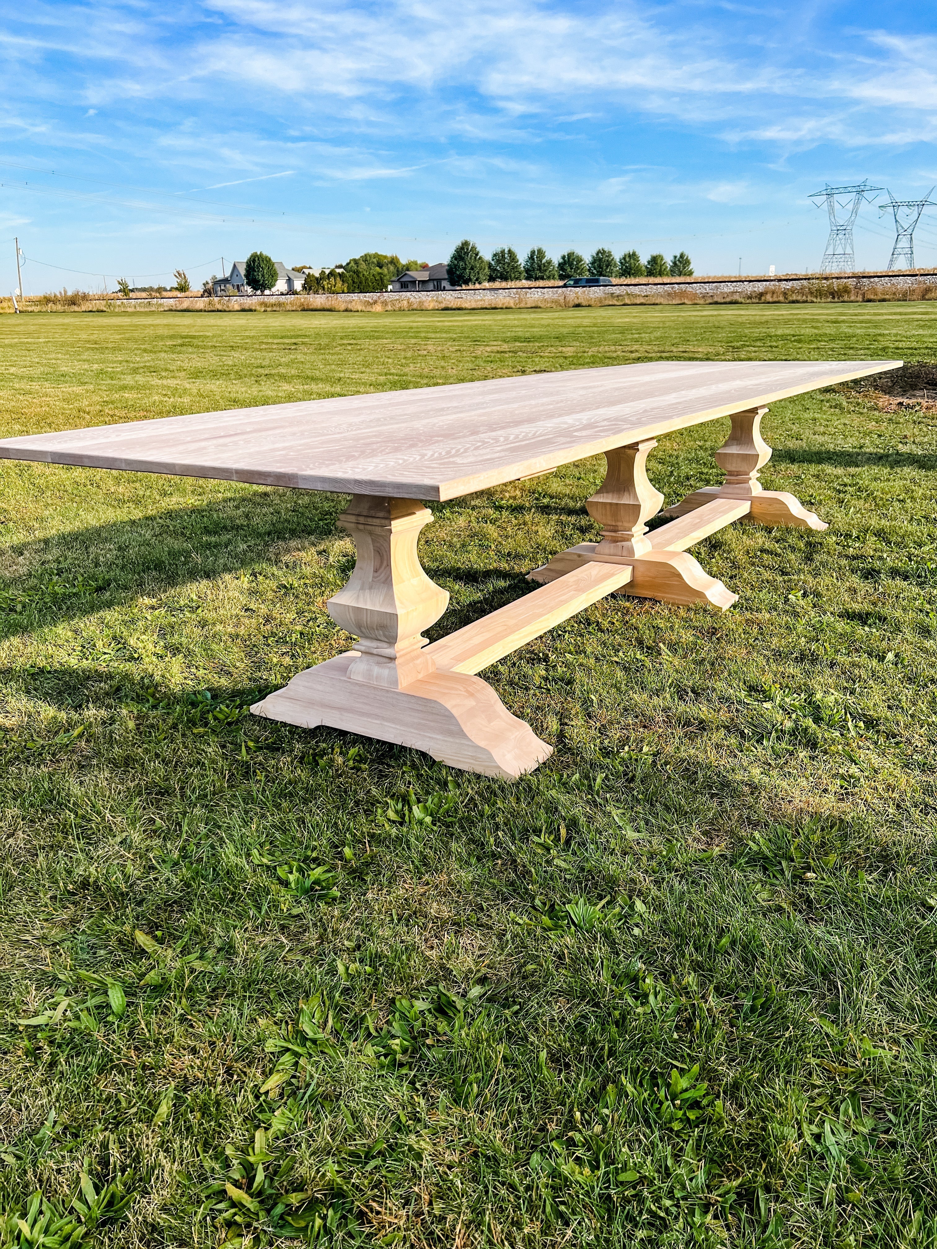 The Gardenia Table