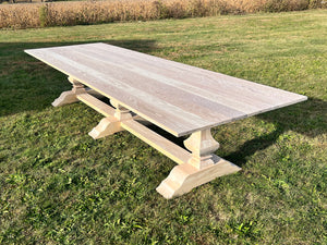 The Gardenia Table