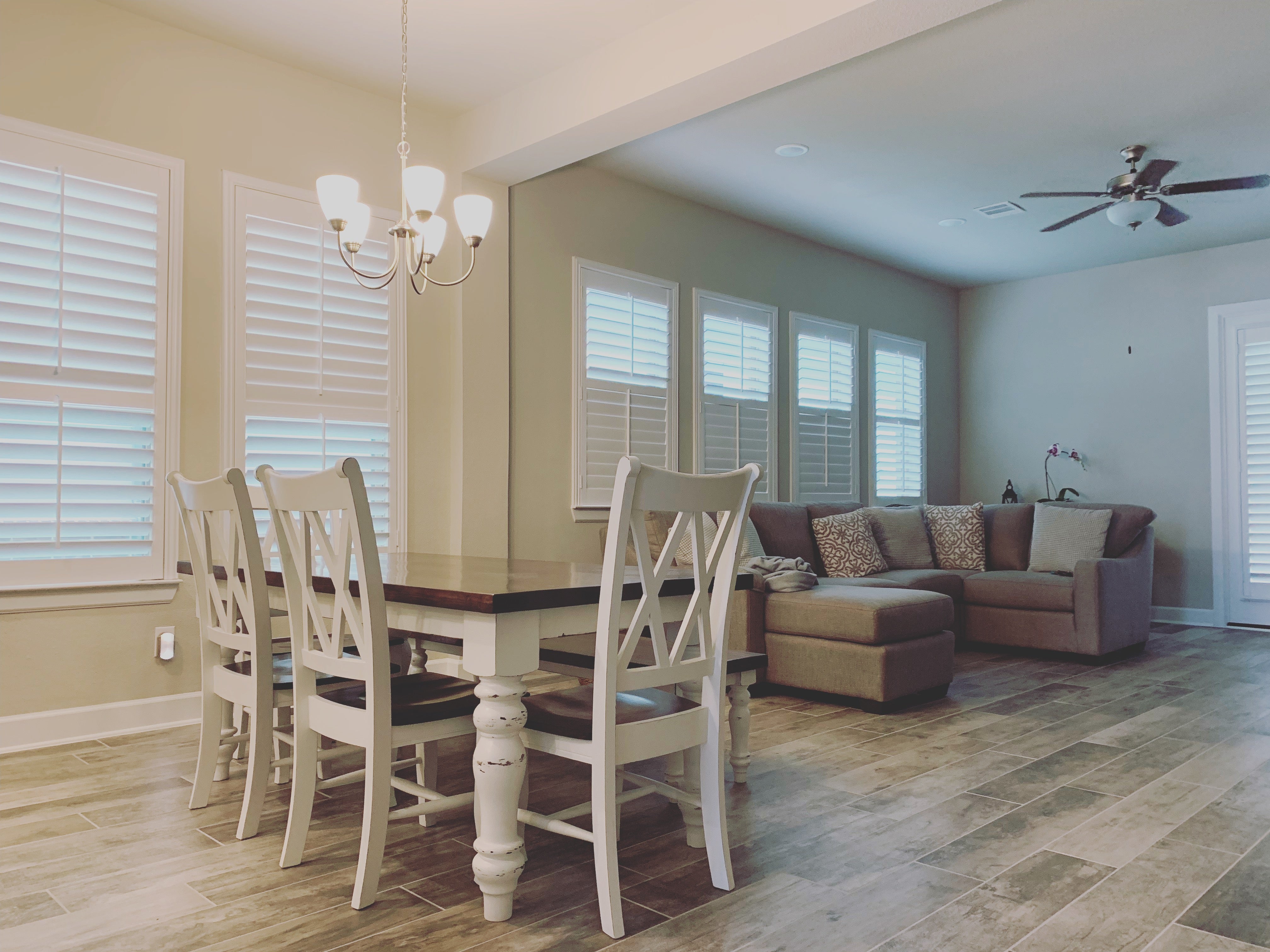 The Pettigen Farm Table