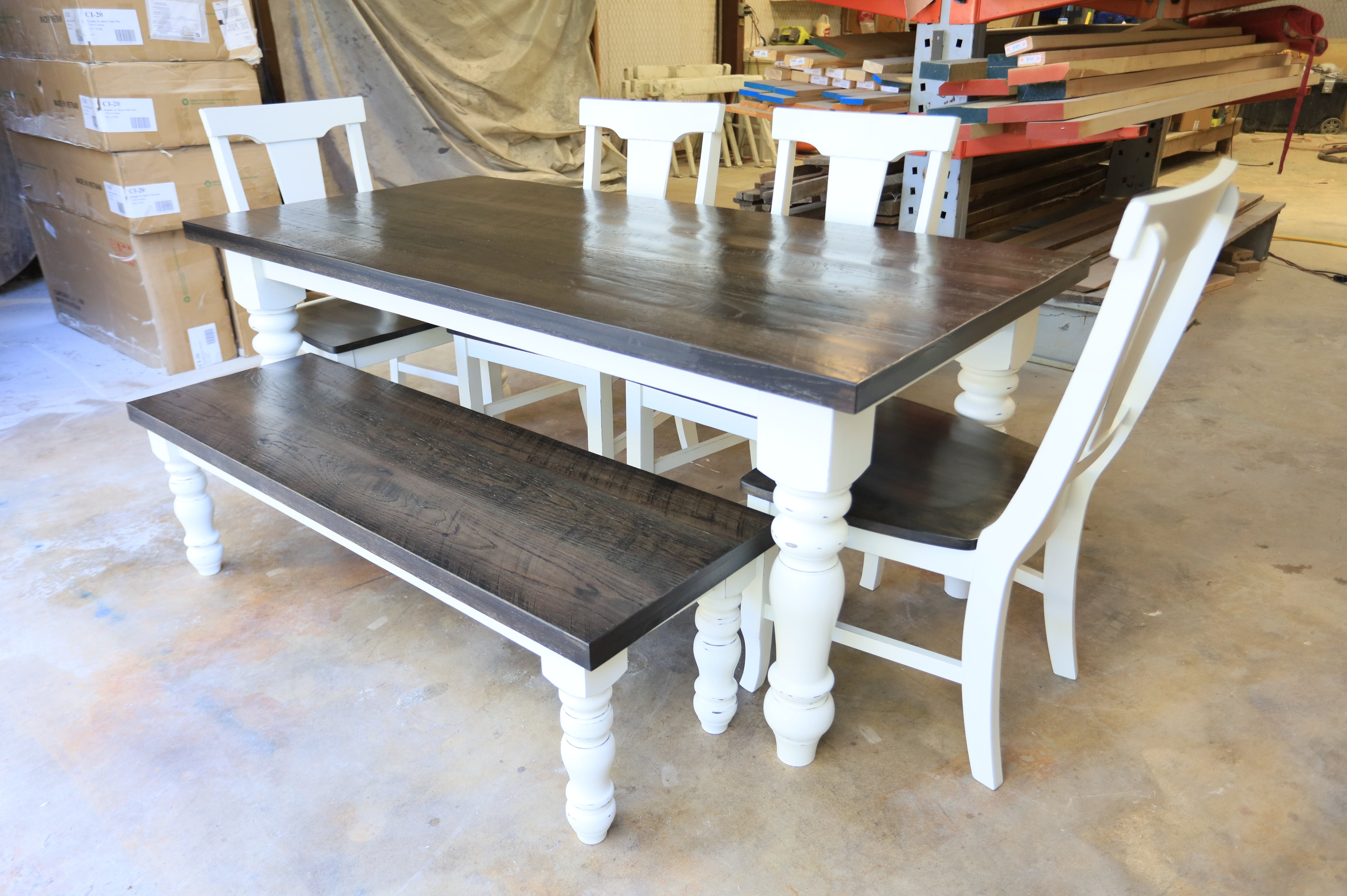 The Pettigen Farm Table