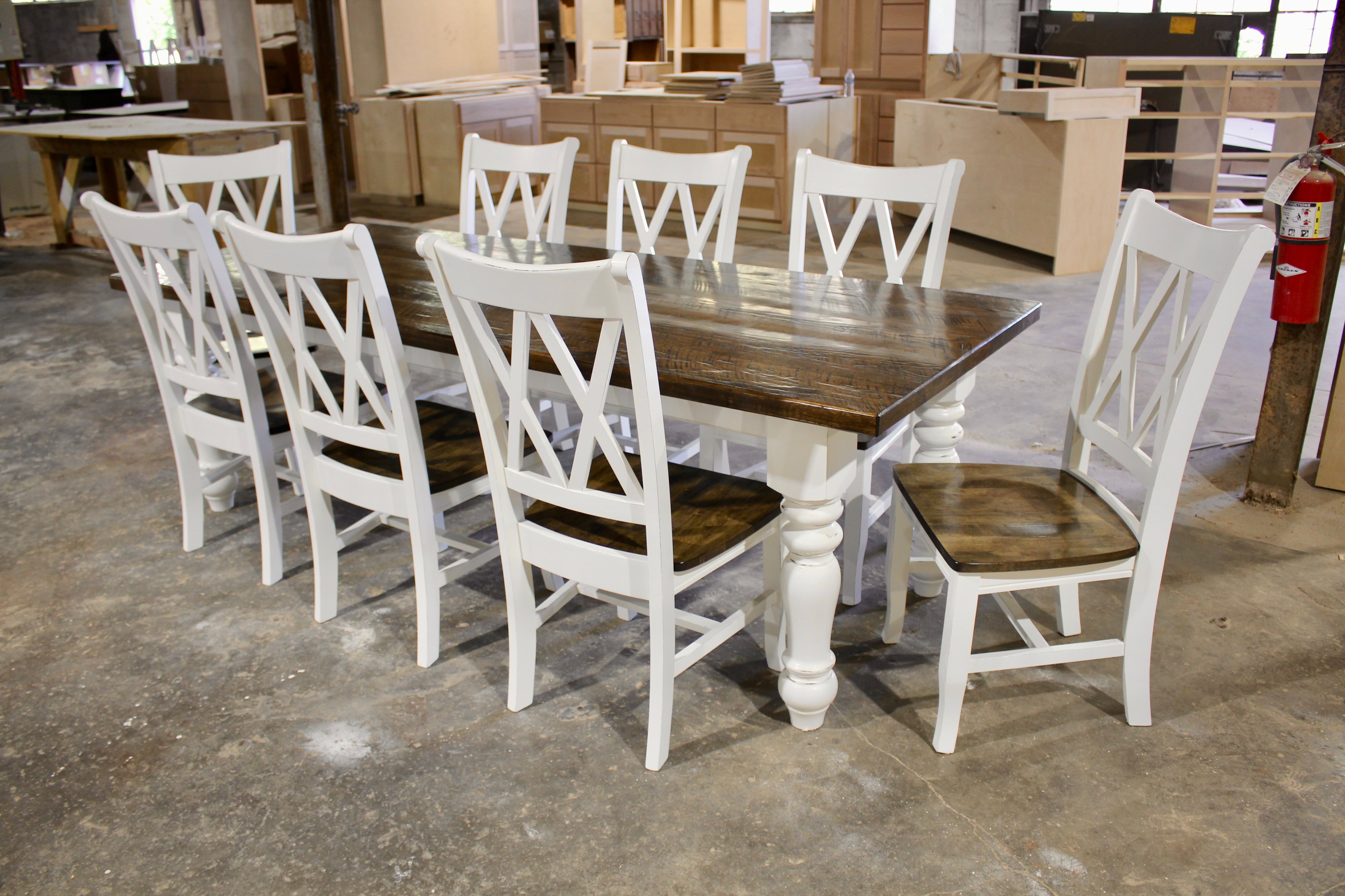 The Pettigen Farm Table