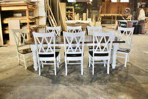 The Pettigen Farm Table